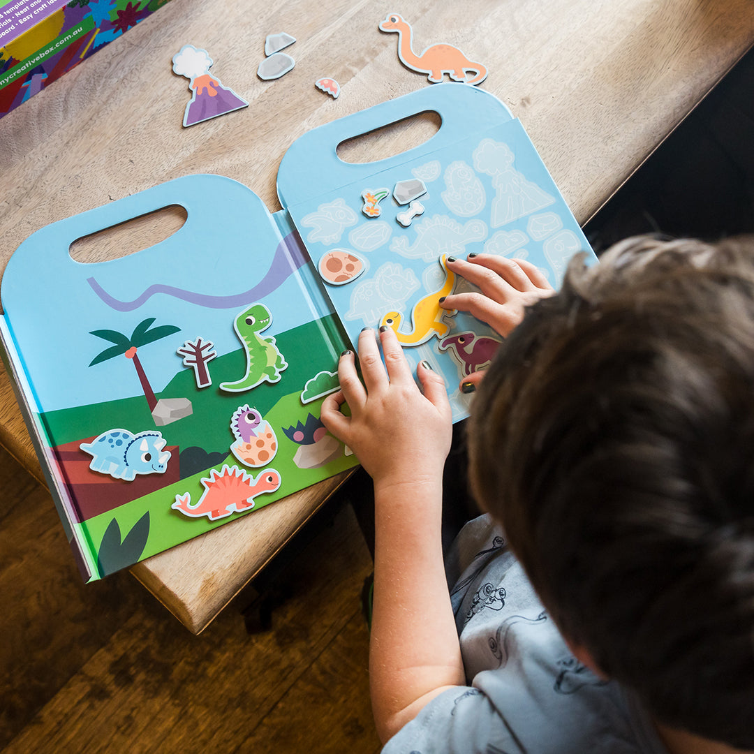 Dinosaur Magnetic Play Set